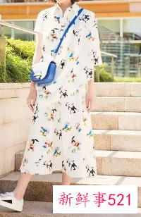 修身连衣裙搭什么外套