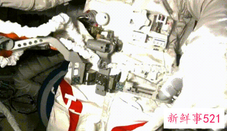 王亚平成中国首位出舱女航天员详情