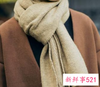 冬天围巾的漂亮围法