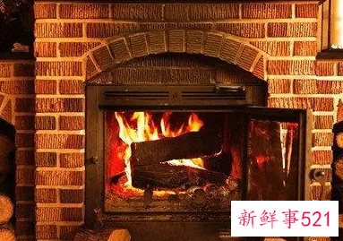 梦到火炉烧得很旺