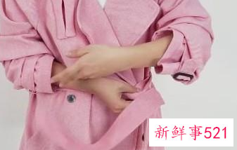 大衣腰带怎么系好看
