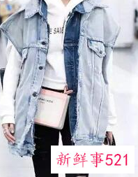 浅蓝牛仔外套搭配