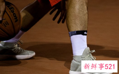 怎么刷白鞋网面最干净