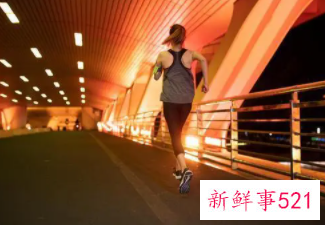 夜跑族需要准备哪些运动装备