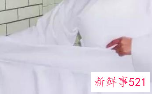 汉服男一片式下裙怎么穿