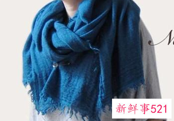 冬天围巾的漂亮围法