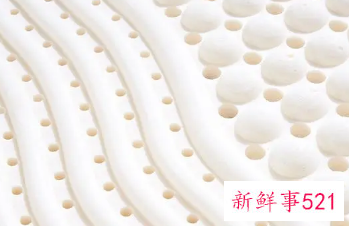 乳胶床垫上面铺什么好