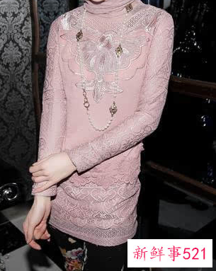 女士打底连衣裙搭配