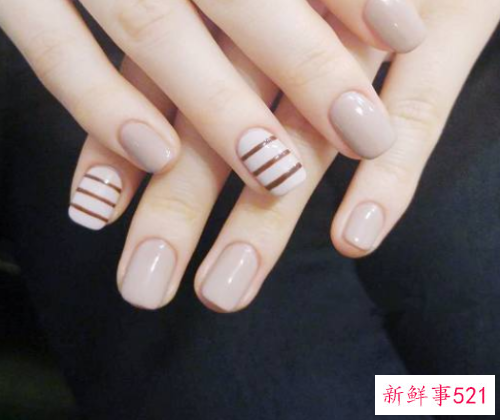 美甲店卸甲收费吗