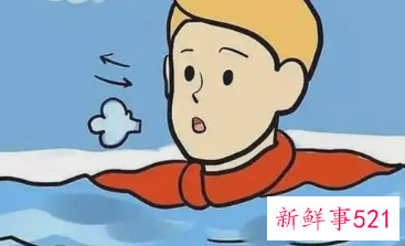 梦见自己落水自己爬上来是什么意思