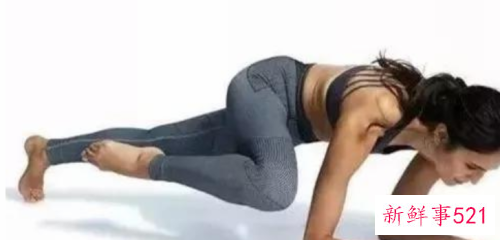 轻松瑜伽动作帮助OL手臂减肥