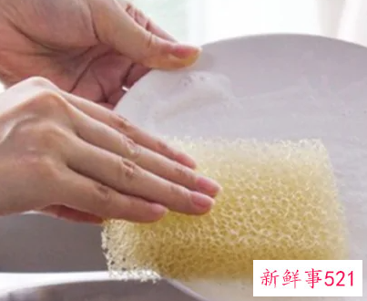 戴手套洗碗还会伤手吗