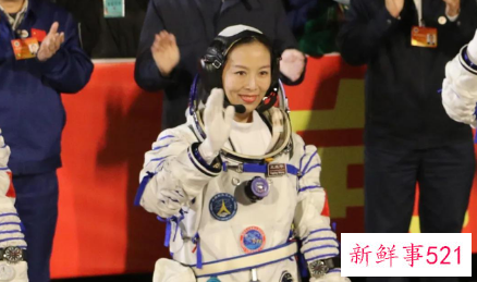 王亚平成中国首位出舱女航天员详情