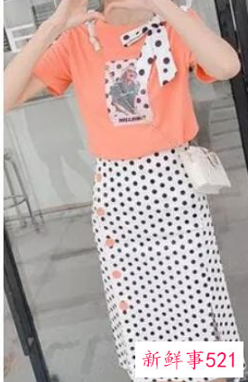 夏装品牌女装上衣