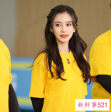 黄晓明晒出自己44岁庆生照