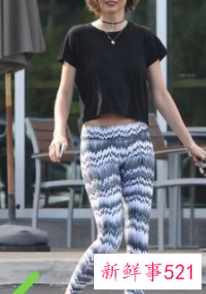 脖子短戴什么项链