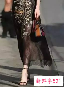 黑色长裙配什么鞋子好看