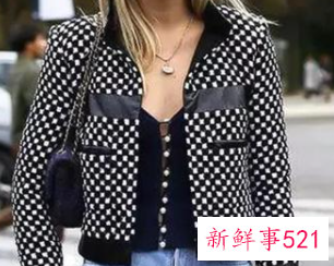 46岁能穿小香风外套吗