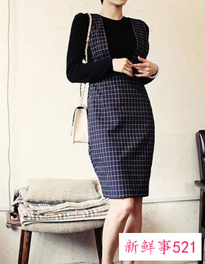 女士打底连衣裙搭配