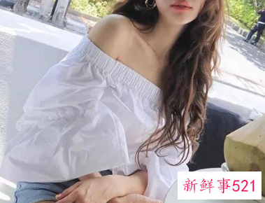 一字裙搭配什么上衣好看