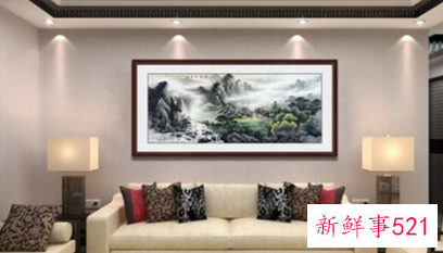 沙发墙后面的挂画有讲究吗