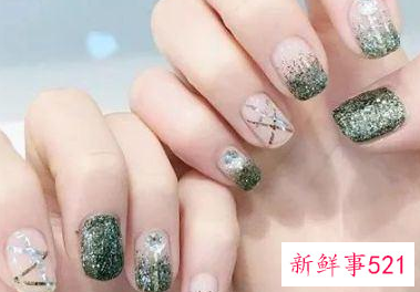 美甲卸指甲要几分钟