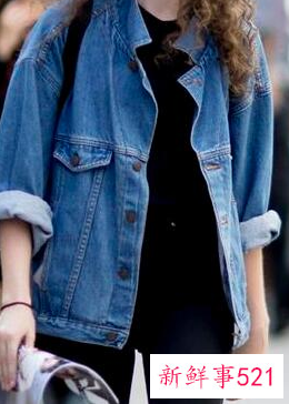 浅蓝牛仔外套搭配