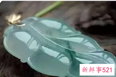 翡翠和玉哪个养人