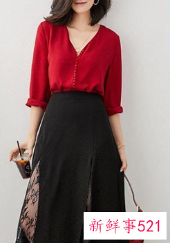 黄皮穿什么颜色的衣服最显白