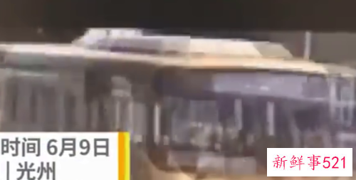 韩国一拆迁楼倒塌砸中公交车致9死