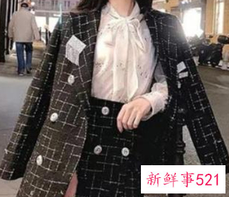 46岁能穿小香风外套吗