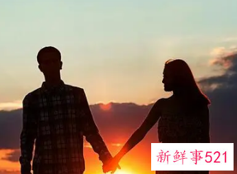 情侣之间干啥培养感情