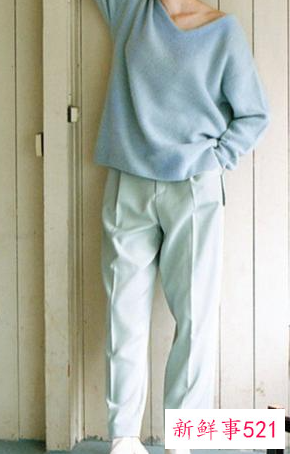 白色靴子配什么衣服裤子好看