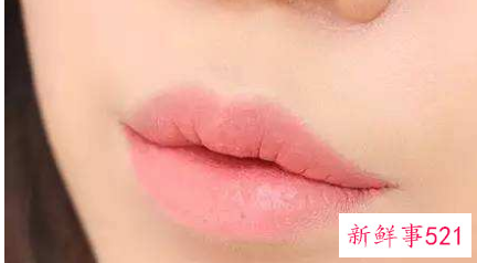 做深冬脱俗天使巧着淡妆强悍登场