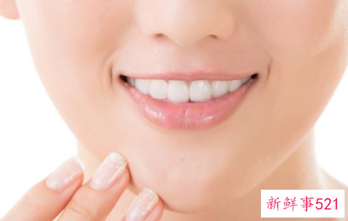 梦见大量牙齿松动并吐出牙齿