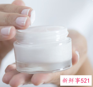 爽肤水和喷雾哪个补水效果好