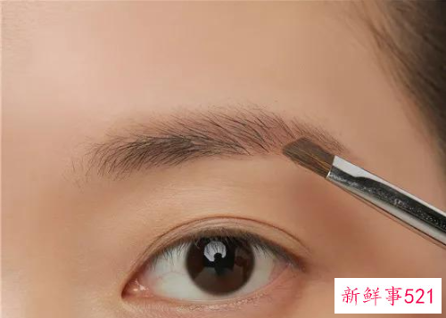 怎么画出漂亮的眉毛