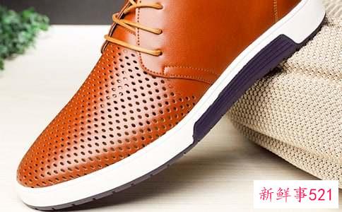 小西装适合搭配什么类型的鞋子好看