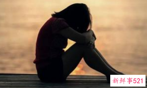 女人心情烦躁怎么回事