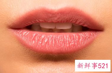 晚上用唇膜好吗