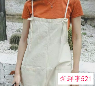 橙色的上衣怎么搭配