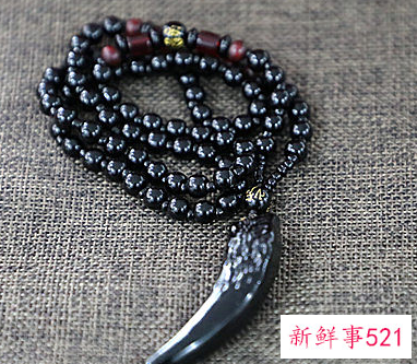 男士项链要露出来吗