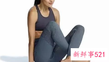 轻松瑜伽动作帮助OL手臂减肥