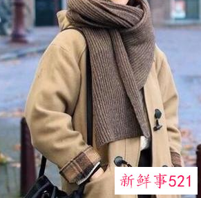 冬天围巾的漂亮围法