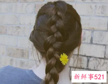 头发怎么扎起来好看四十岁