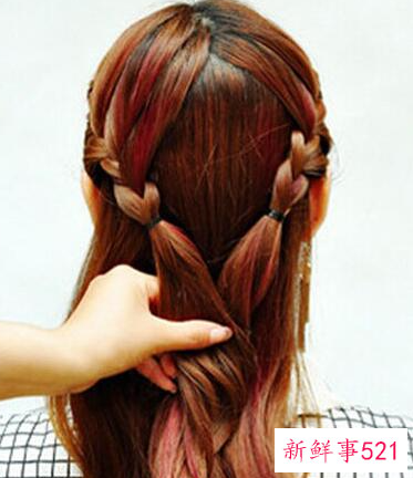 头发怎么扎起来好看四十岁