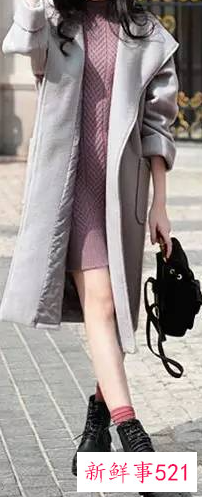 大衣搭配连衣裙