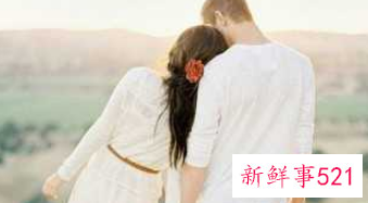 当你开始怀疑他不爱你