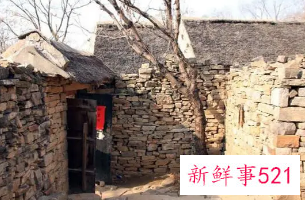 梦见生活在小时候的老房子