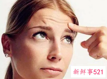 不良习惯会让皱纹提前出现